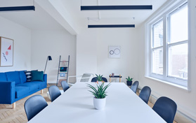 針刺棉,吸油棉,邊條無(wú)紡布,吸水棉生產(chǎn)車(chē)間